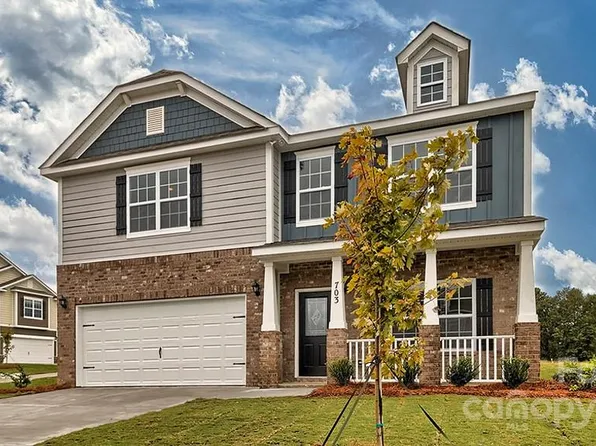 2044 Vanderlyn St, Monroe, NC 28112