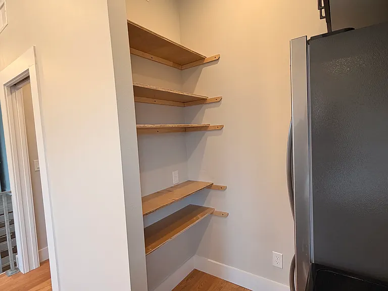 1107 S Cherry St — Photo 20