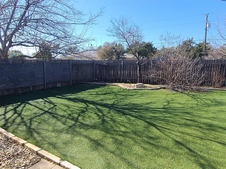 606 Tyrone Dr — Photo 25