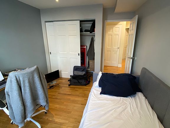 5th image of 414 W 54th St APT 2B