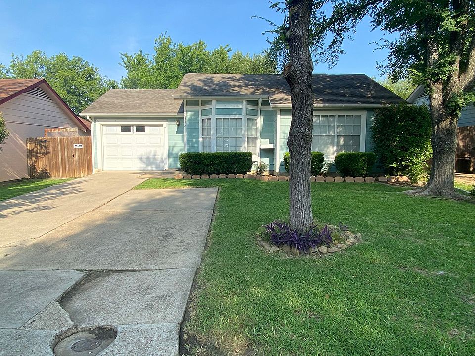 5528 Safari Trl, Arlington, TX 76018 Zillow