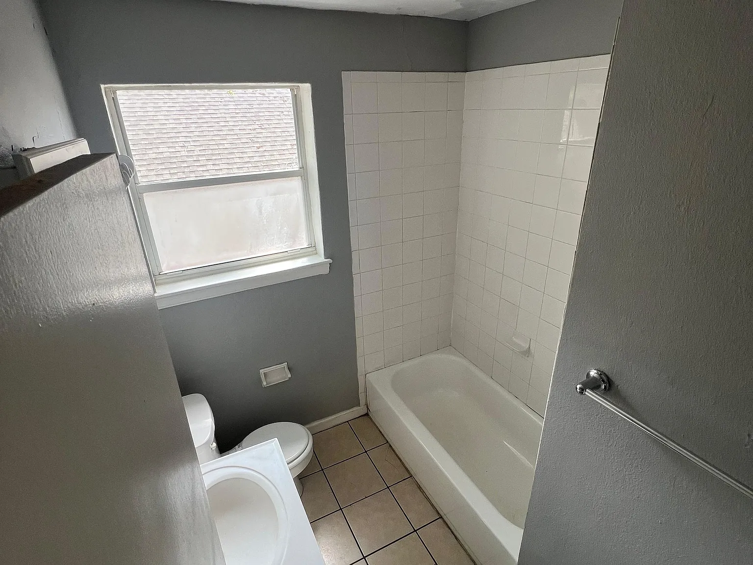 1 bed, 750 sqft, $800 — Photo 2