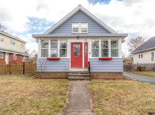 37 Dartmouth St, Albany, NY 12209