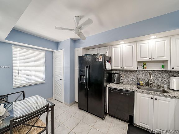Home For Sale In PALM AIRE C C APTS 104 CO