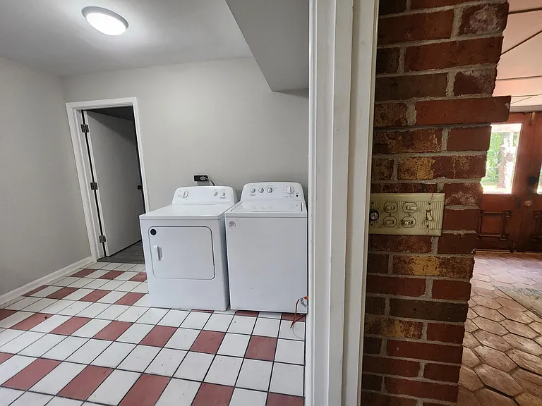 Laundry Center