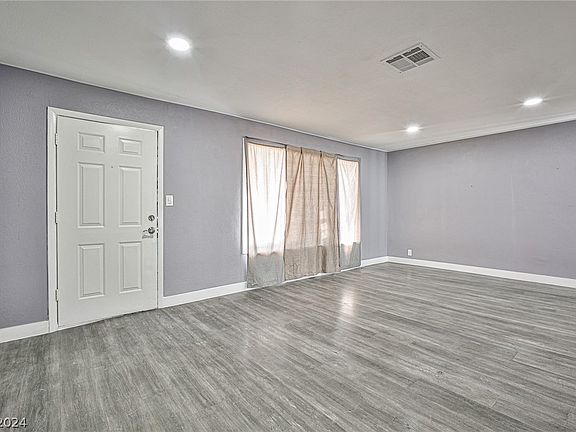 4th image of 4274 Swandale Ave