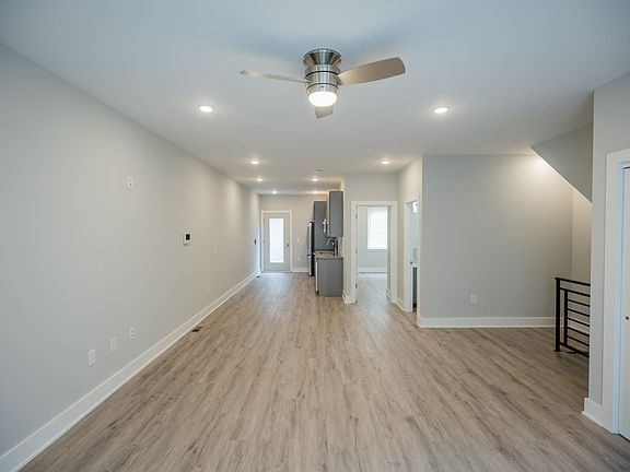 3rd image of 3723 Brandywine St #1