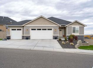 4862 Cowlitz Blvd, Richland, WA 99352