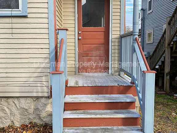 5th image of 1320 S Westnedge Ave APT 2