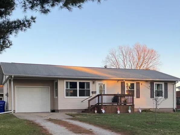 434 Payson St, Kewanee, IL 61443