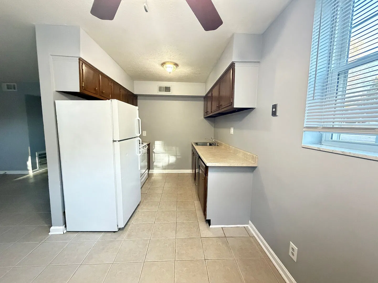 4401 Landside Dr — Photo 4