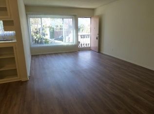 6088 Cashio St APT 3, Los Angeles, CA 90035