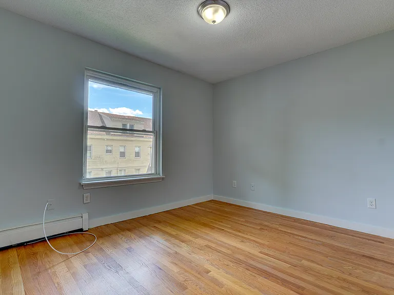468 Mansfield St #8 — Photo 11