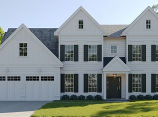 517 Cumnor Rd, Kenilworth, IL 60043