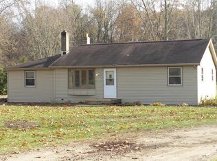 10733 Riverside Dr, White Pigeon, MI 49099