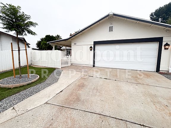 4th image of 581 Glenheather Dr