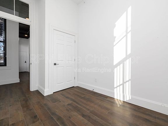 3rd image of 2151 Colerain Ave #101