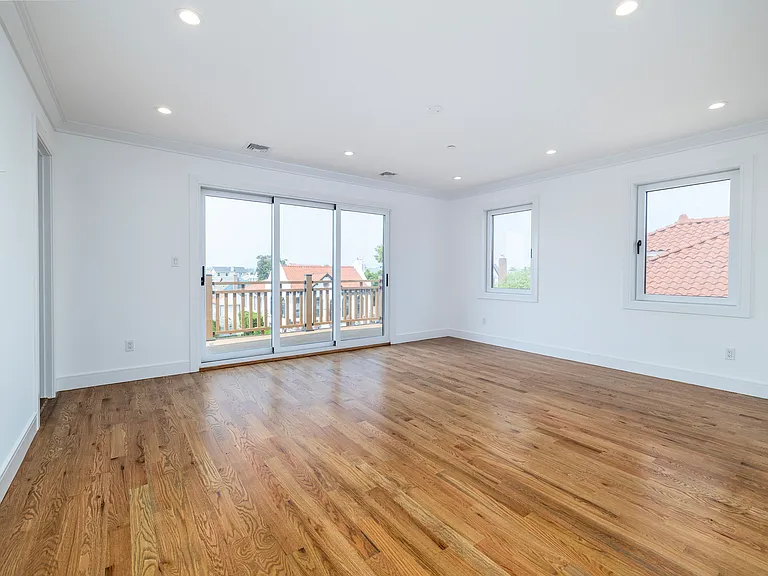 622 W Penn St #A — Photo 20