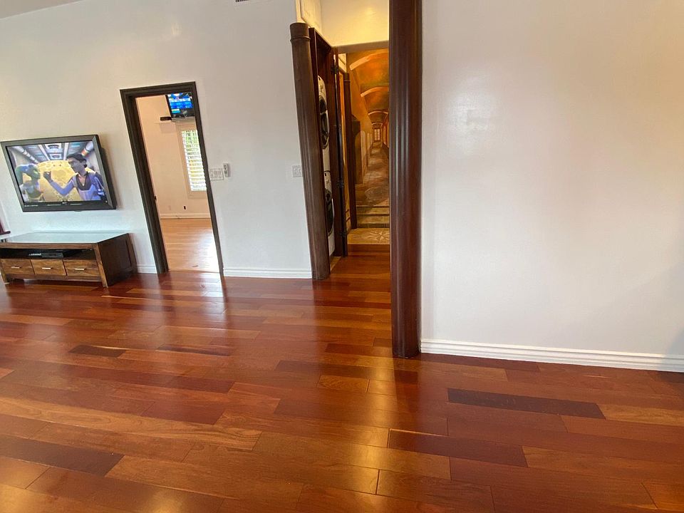 1st image of 3928 1/2 East Blvd