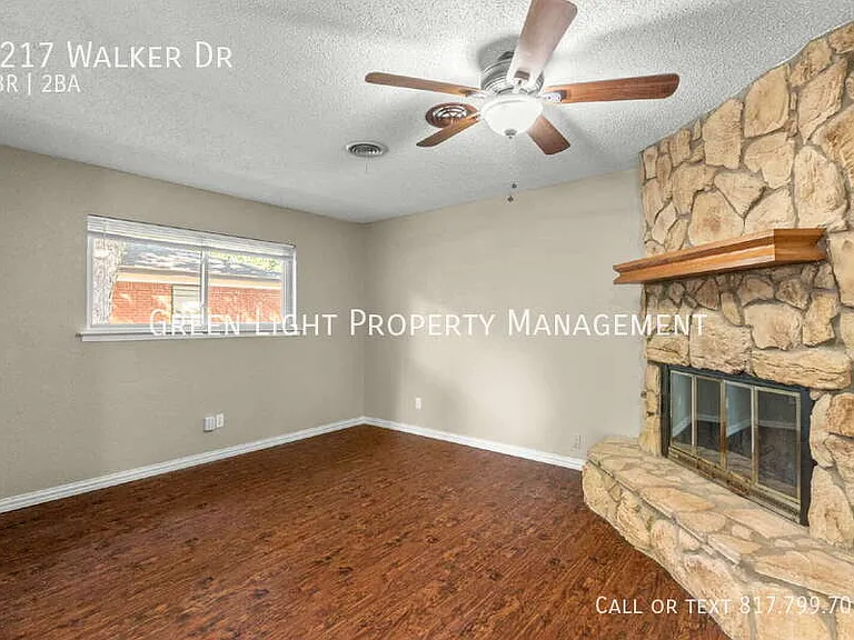1217 Walker Dr — Photo 10