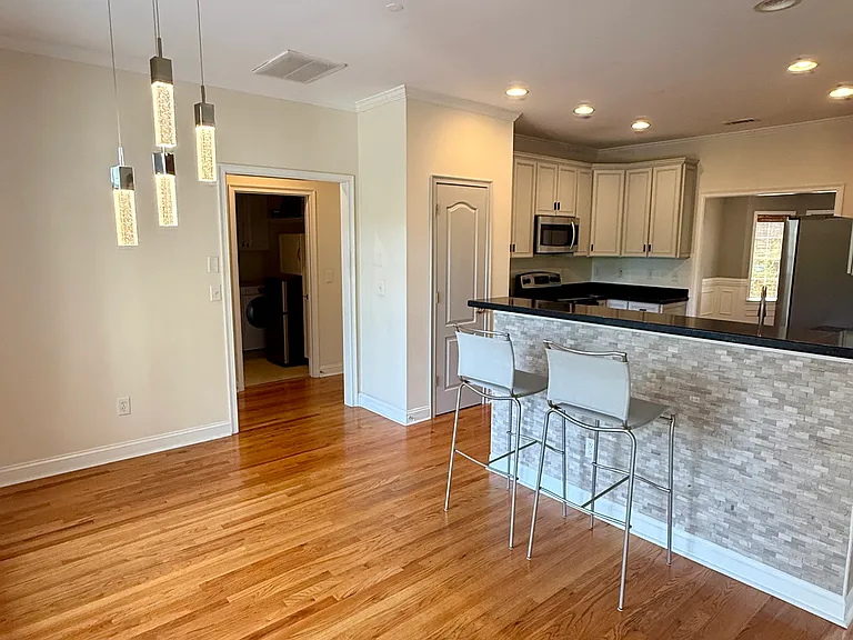 5 Middleberry Ct #A — Photo 10