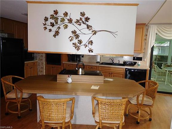 3rd image of 19378 Deer Creek Ct