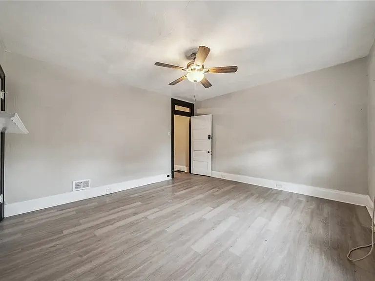 620 Chautauqua St — Photo 7