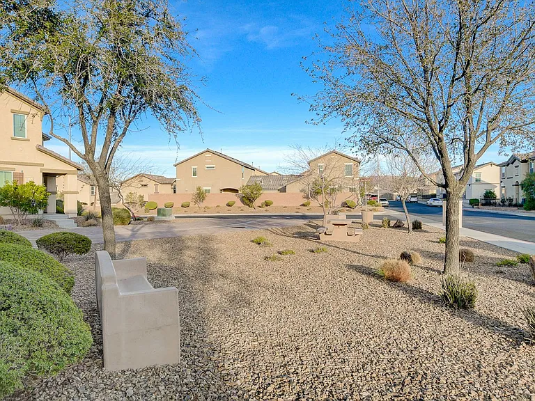 1045 Spotted Saddle St — Photo 55