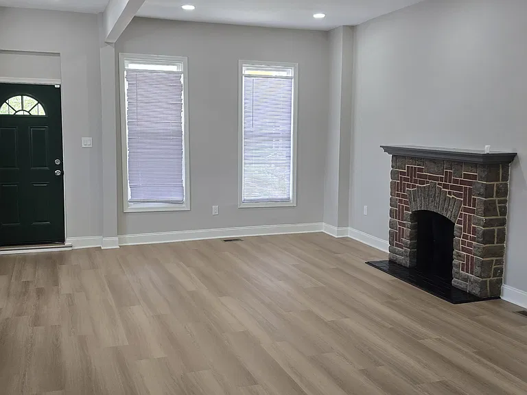 2513 Reisterstown Rd — Photo 7