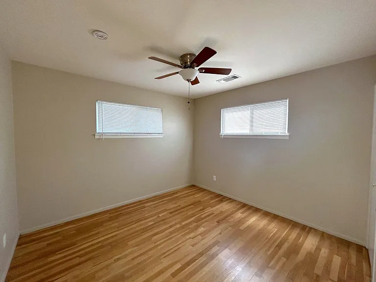 240 Encinal Dr — Photo 8