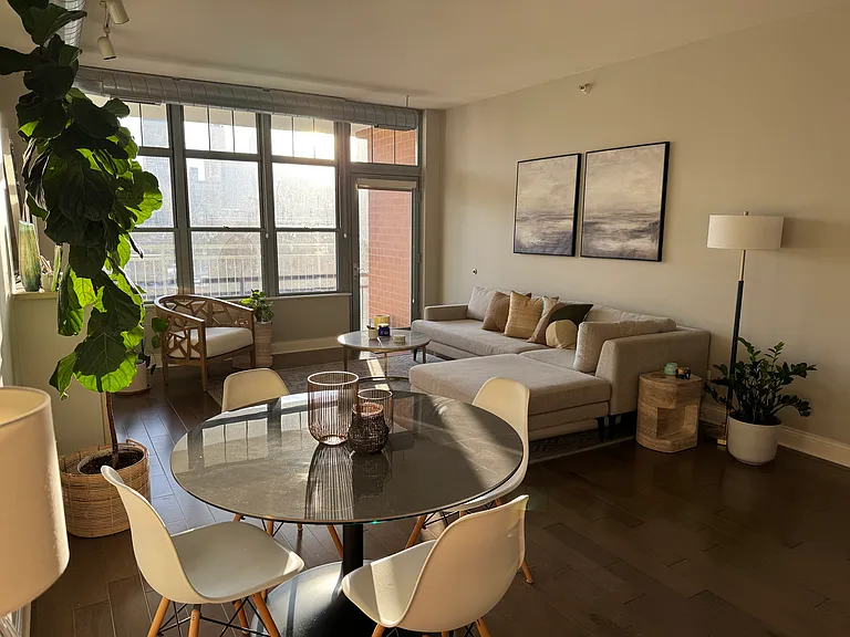 1200 W Monroe St #804 — Photo 3