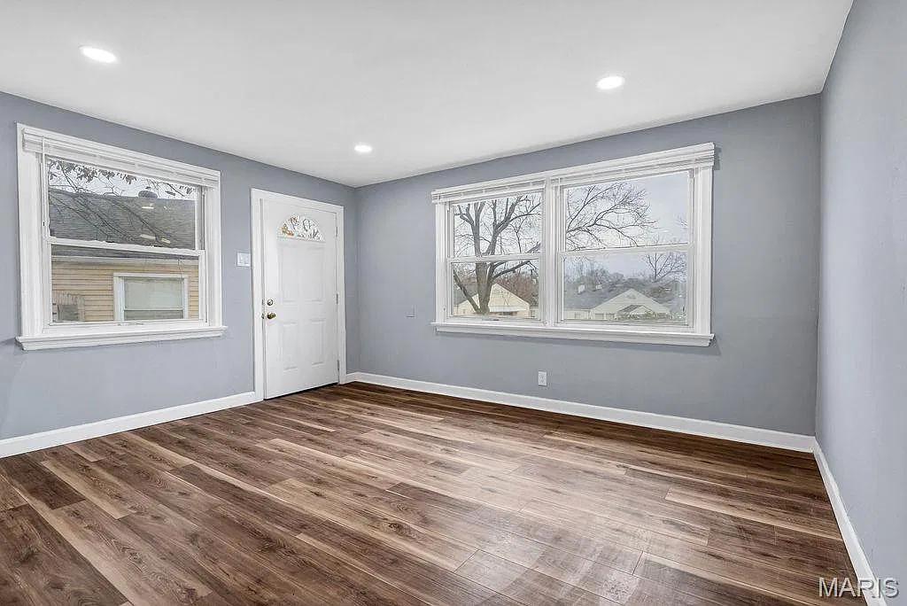 1 bed, 1.0 bath, 700 sqft, $1,150 — Photo 2