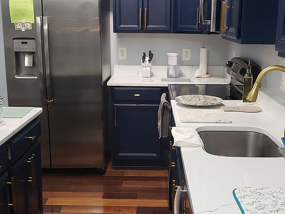 5th image of 2960 Highland Crossing Dr
