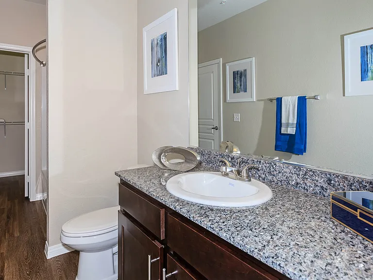 B2 1175 SQFT 2 Bed 2 Bath
