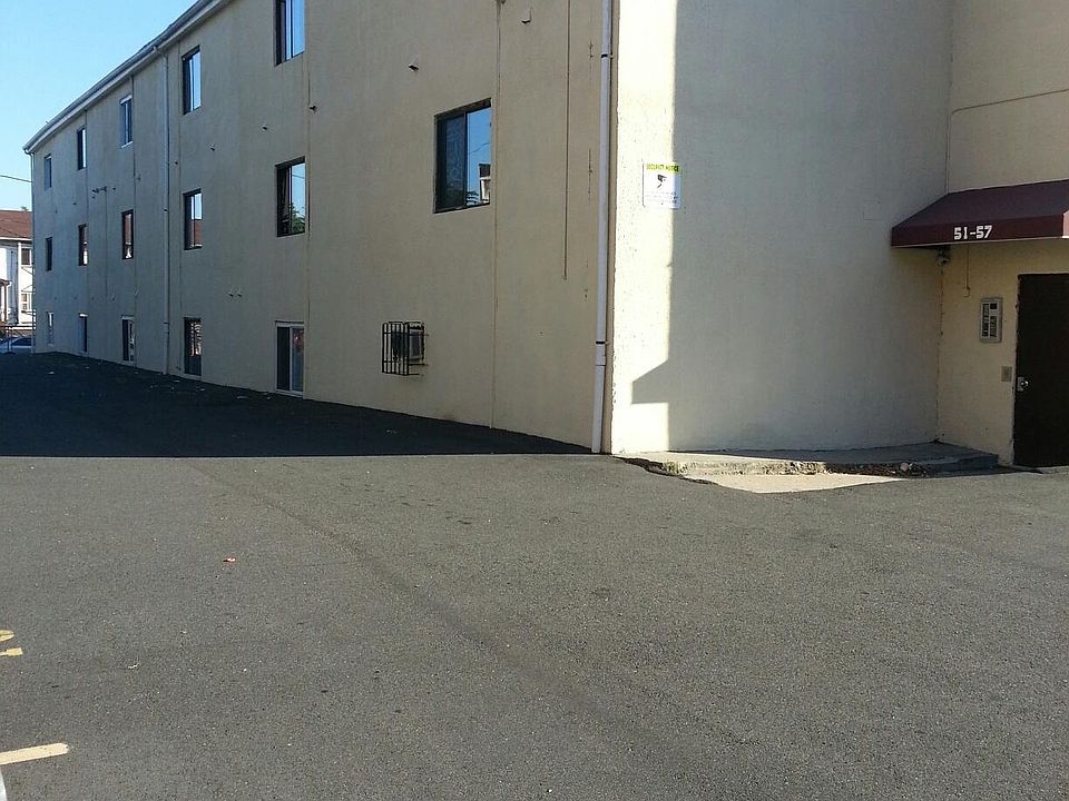 2nd image of 68-72 16th Ave Unit 7