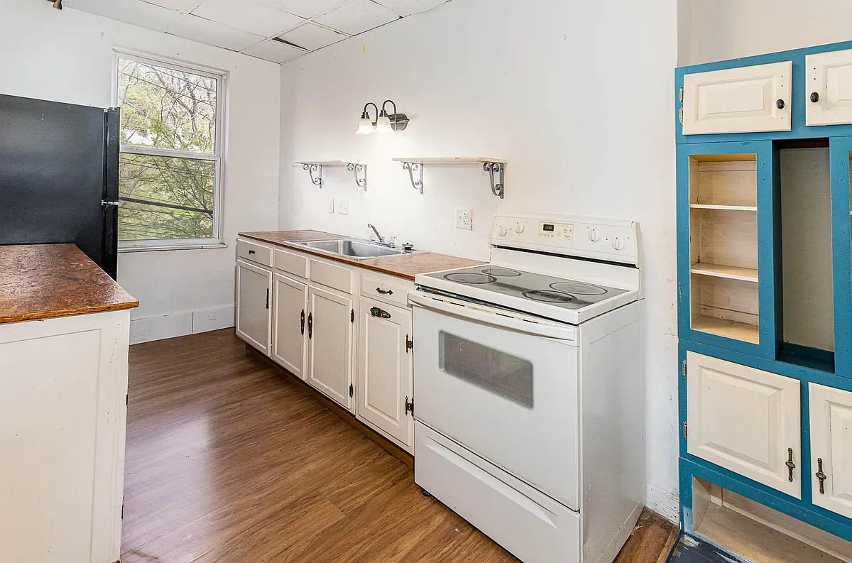 Building Photo - 213 Mulberry St #2