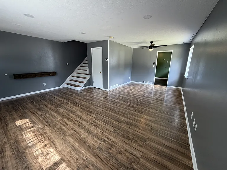9406 Independence Blvd — Photo 6