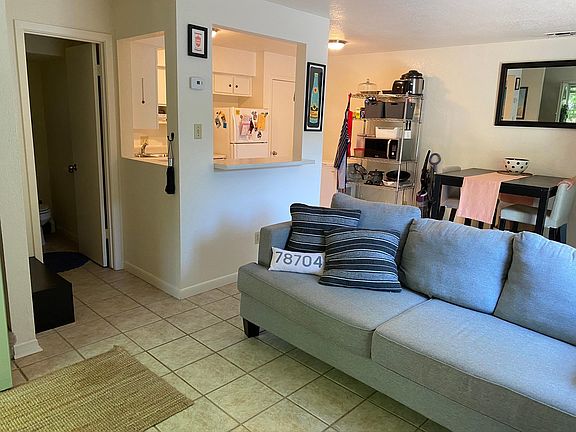 2nd image of 2802 Westhill Dr APT 102
