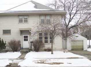 100 34th Ave, Sheldon, IA 51201