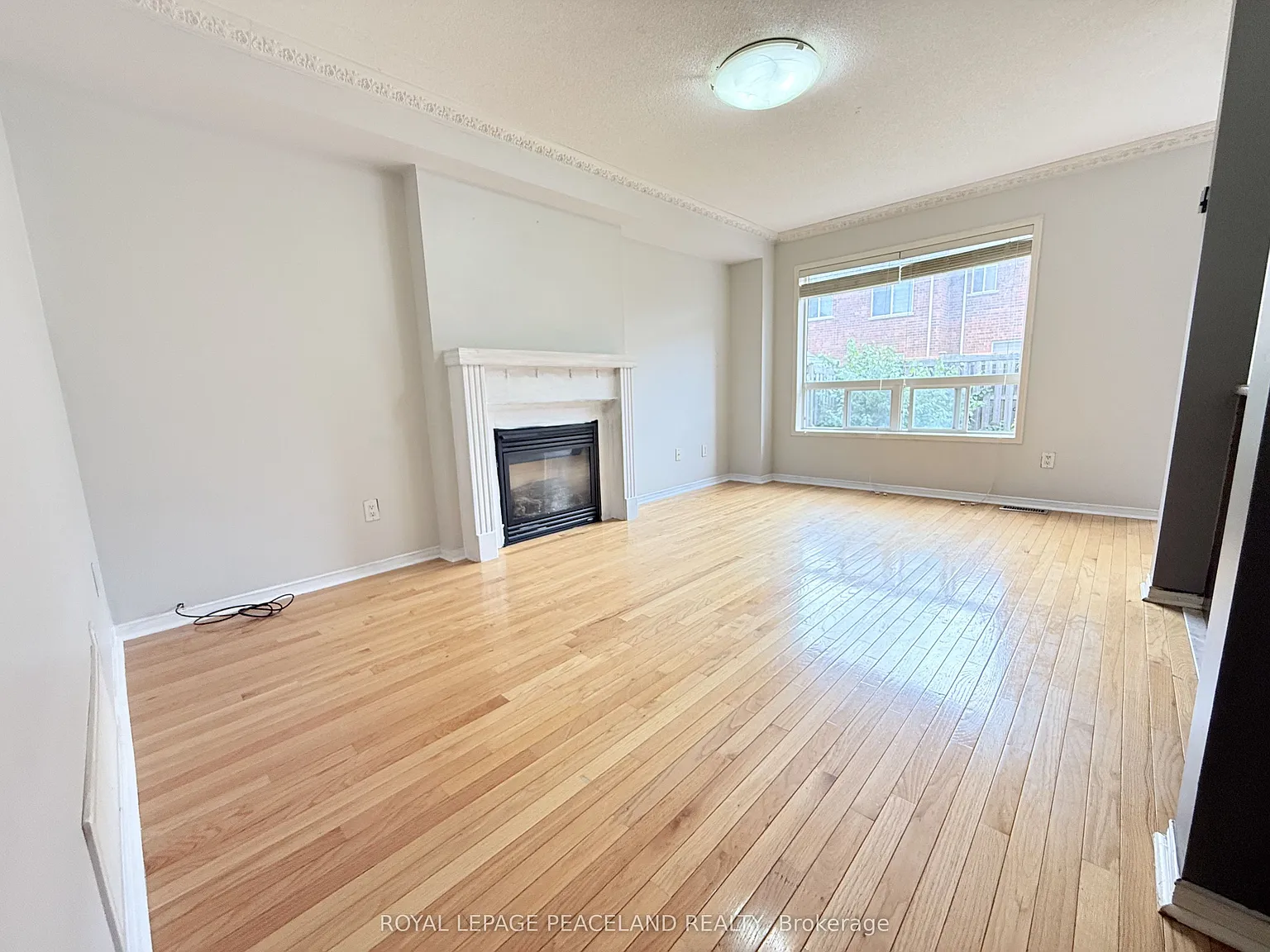 4 bed, $4,000 — Photo 4