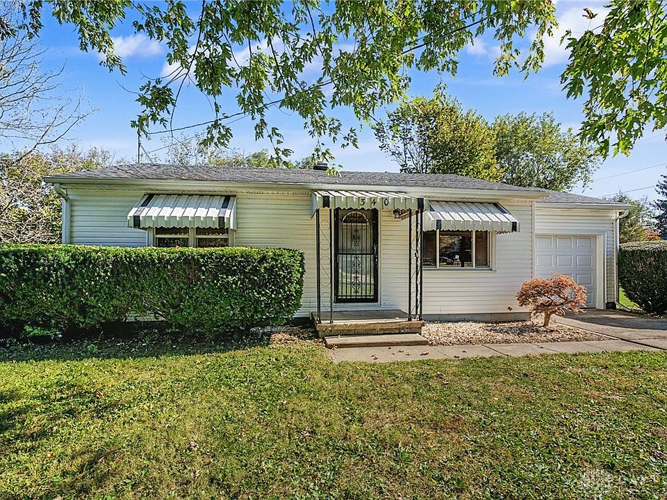 1st image of 340 Janet Ave