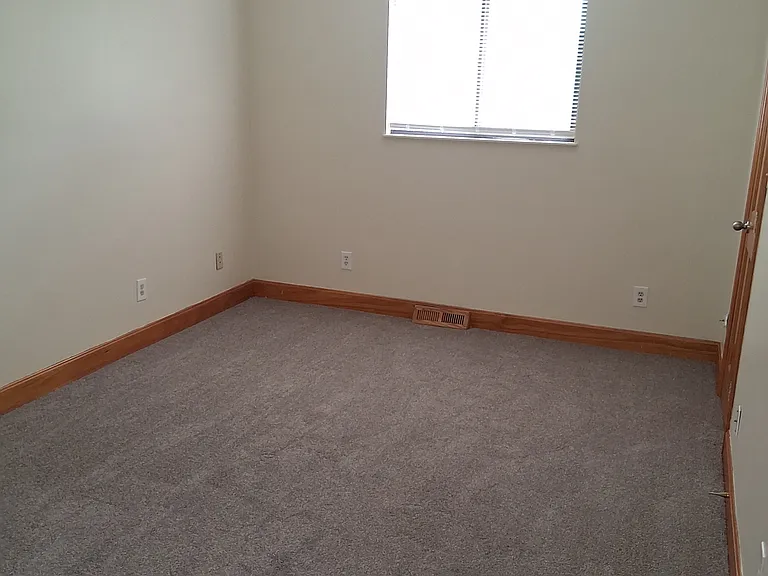 5026 Gary Ln #2 — Photo 7