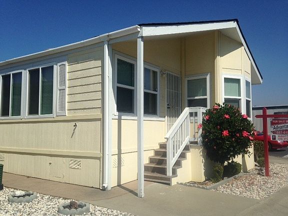 2nd image of 57 Palm Dr