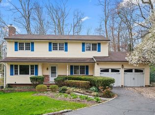 64 Southdown Rd, Huntington, NY 11743