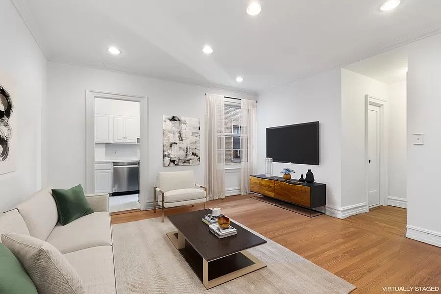 1st image of 115 Willow St APT 4E