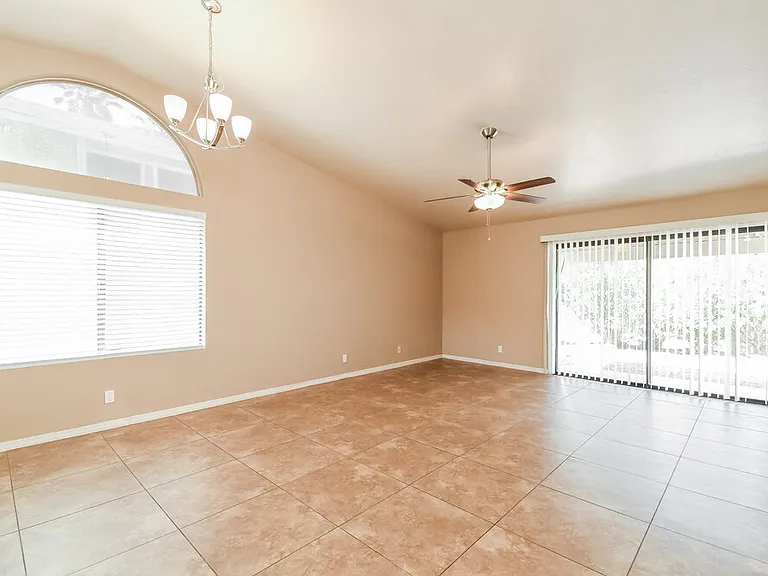 921 S Val Vista Dr #138 — Photo 8