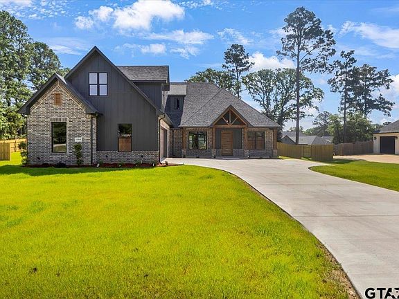 2nd image of 14848 Woodland Creek Dr