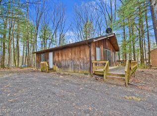 1273 Park Dr, East Stroudsburg, PA 18302