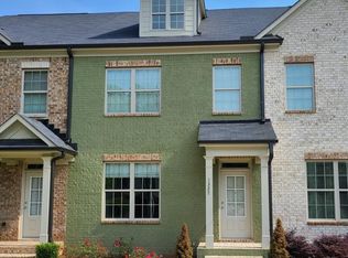 1327 Hillcrest Dr, Sugar Hill, GA
