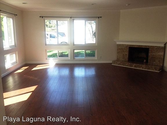 2nd image of 252 Palmer St #B